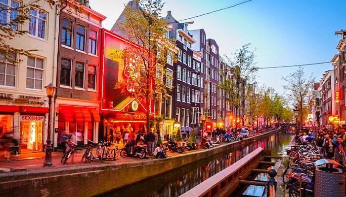 What To See In Amsterdam In 2 Days and 3 Days? 11 Amsterdam in 2 Days and 3 Days