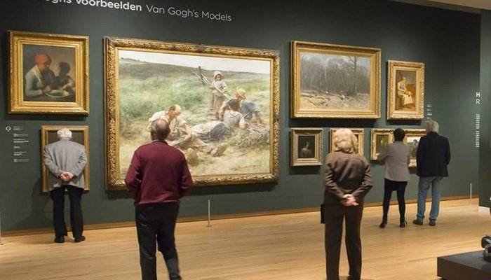 What To See In Amsterdam In 2 Days and 3 Days? 9 Van Gogh Museum 01